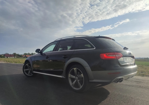 Audi A4 Allroad cena 56700 przebieg: 249000, rok produkcji 2014 z Wiązów małe 277